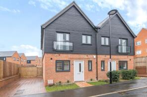 23, Granadiers Road, Winchester SO22 6GU