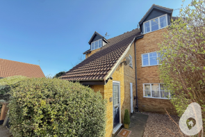 40, Woodstock, Knebworth SG3 6EA