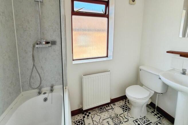 1 bed Semi-Detached for sale Image 4