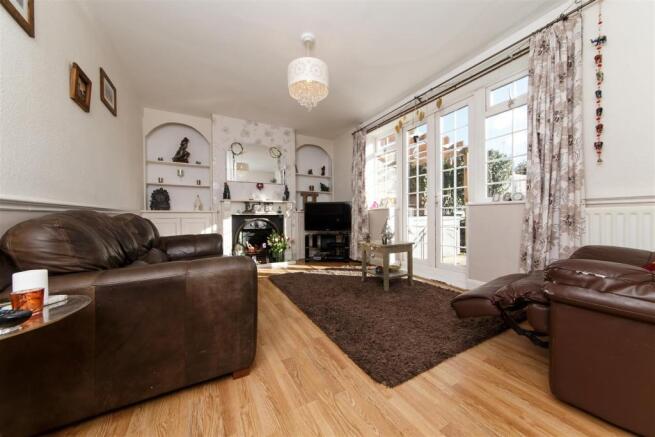 29 Station Way (1 of 20).jpg