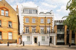 Flat 3, 5 6 Firstoak House, Oakley Crescent, London EC1V 1AB