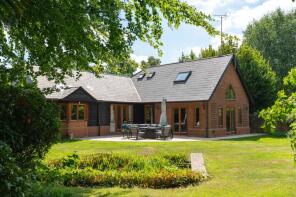 The Fosse, Sheepstead Road, Marcham, Abingdon OX13 6QG