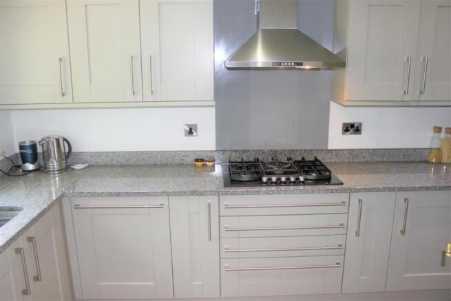 LUXURY KITCHEN