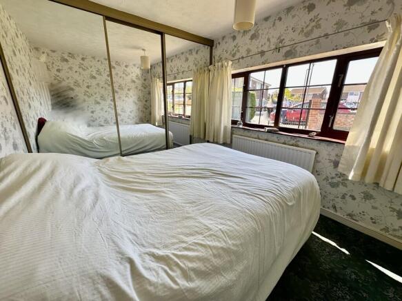 2 bed Detached Bungalow for sale Image 12