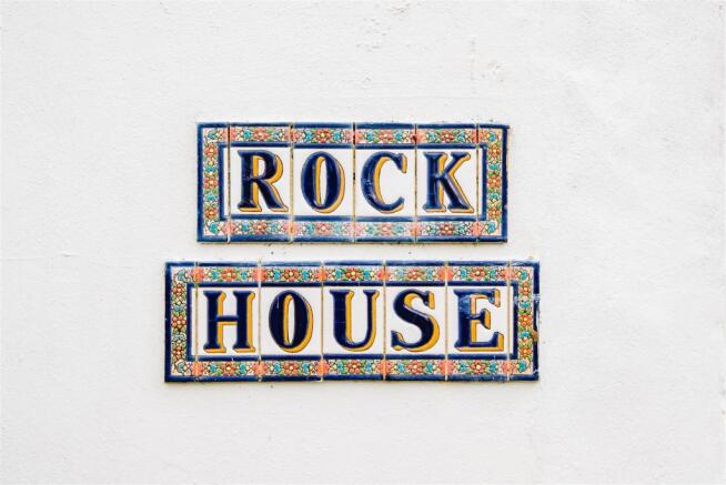 Rock House, Llanddewi-24.jpg