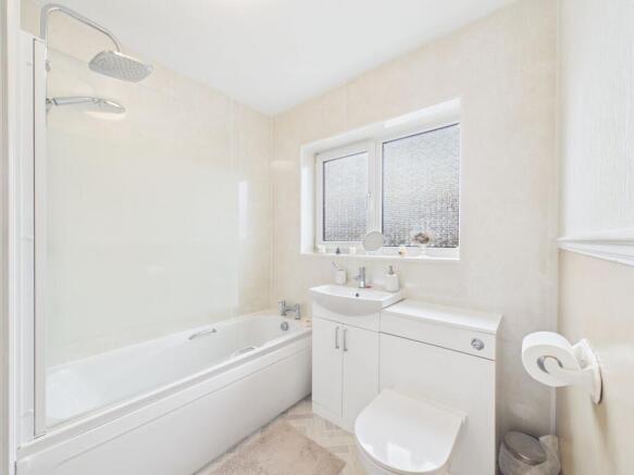 3 bed Semi-Detached for sale Image 12
