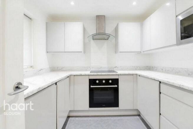 Troutbeck Close, Slough photo 4