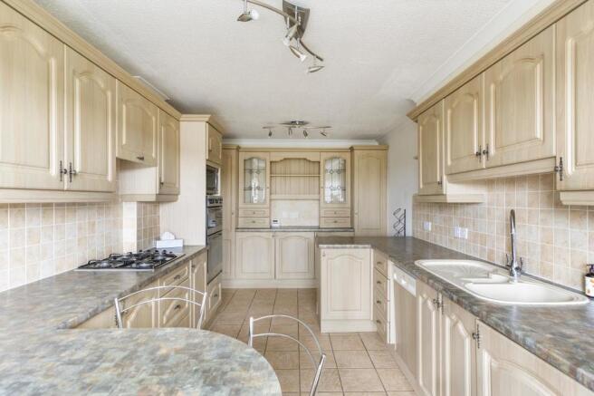 Kitchen ()