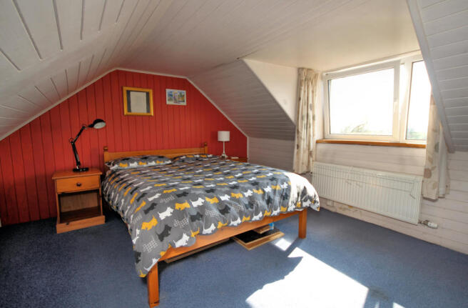 Urrview, 13 Victoria Street, Kirkpatrick Durham - 