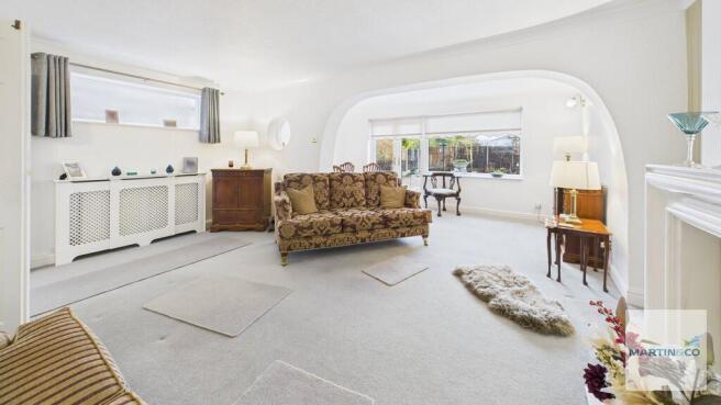 CAM03663G0-PR0217...