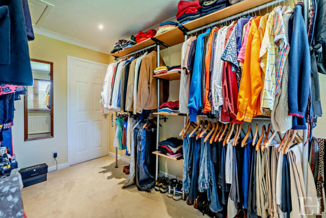 8616740-interiorW...