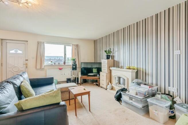 2 bed Flat for sale Image 6