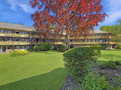 Queensway, Trumpington, CB2