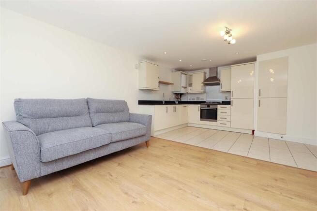 13 Flowerdown Ct (10).jpg