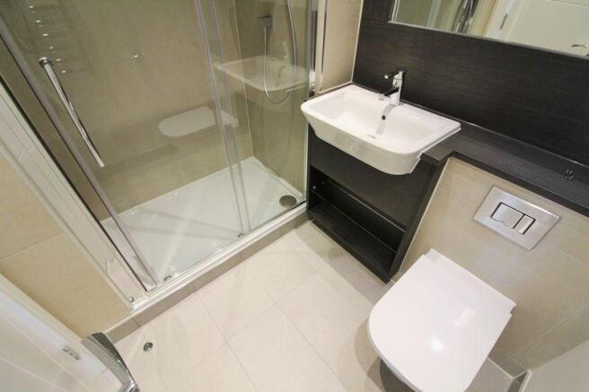 En-suite shower