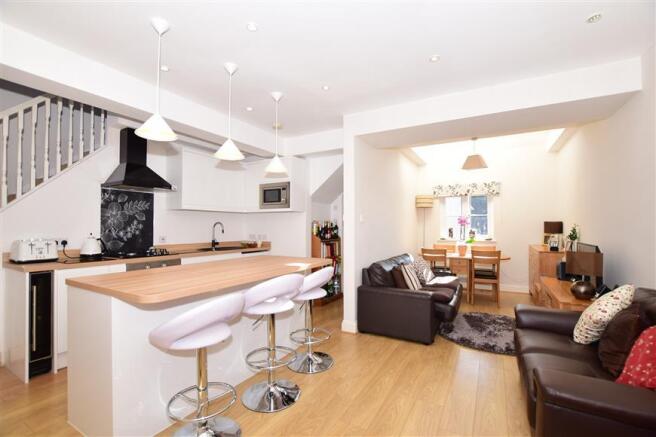 Kitchen/Living Area