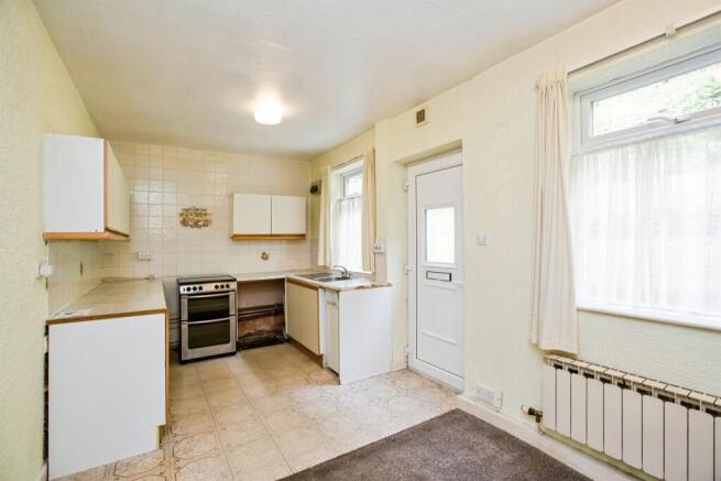 2 bed Terraced for sale Image 6