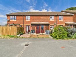 1, Stonechat Court, Dennistoun Avenue, Christchurch BH23 3QL