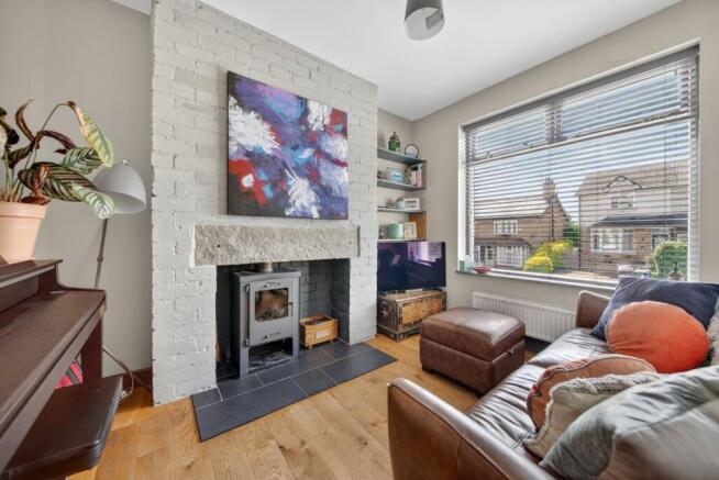 4 bed Semi-Detached for sale Image 4