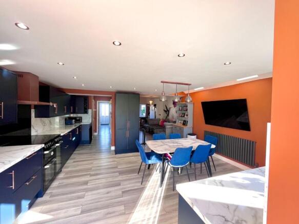 Open Plan Kitchen/Dining Room