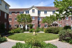 18, Andrews Lodge, Tylers Close, Lymington SO41 9AX