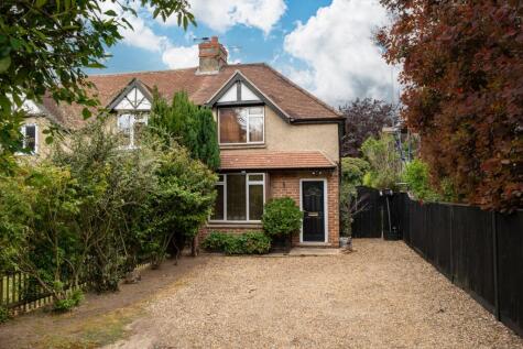 Salisbury Road,Andover. SP10 2LJ