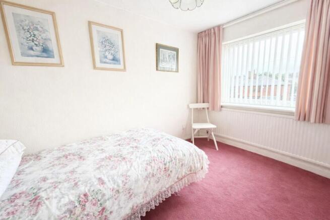 3 bed Semi-Detached for sale Image 9