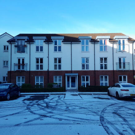 2 Bedroom Apartment To Let