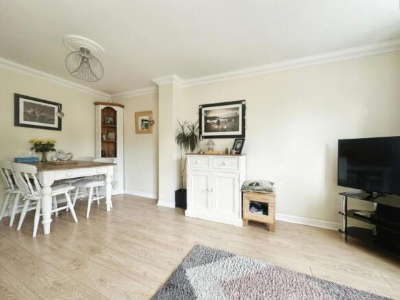 Living/Dining Area