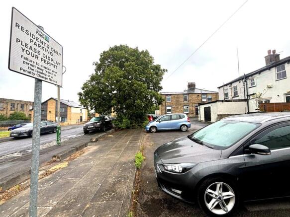 2 bed Terraced for sale Image 8