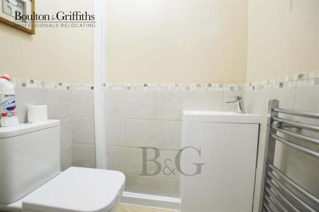 Downstairs Cloakroom.jpg