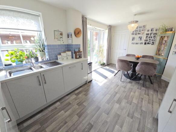 Kitchen / Diner 