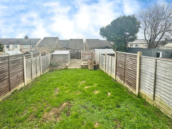 3 bed End of Terrace to rent Image 8