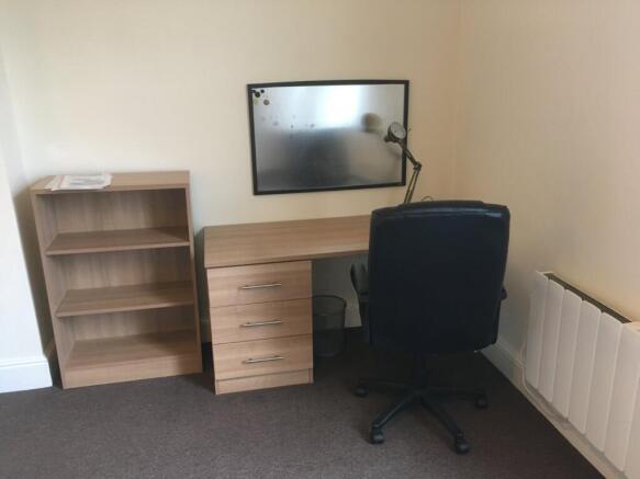 1 bed Apartment to rent Image 9