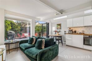 25a, Elcot Avenue, London SE15 1QB