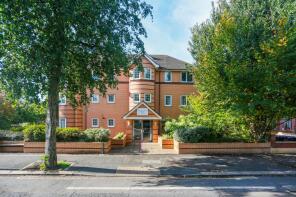 3, 81 St James Court, The Drive, Hove BN3 6GE