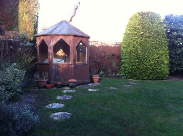 Photo 8