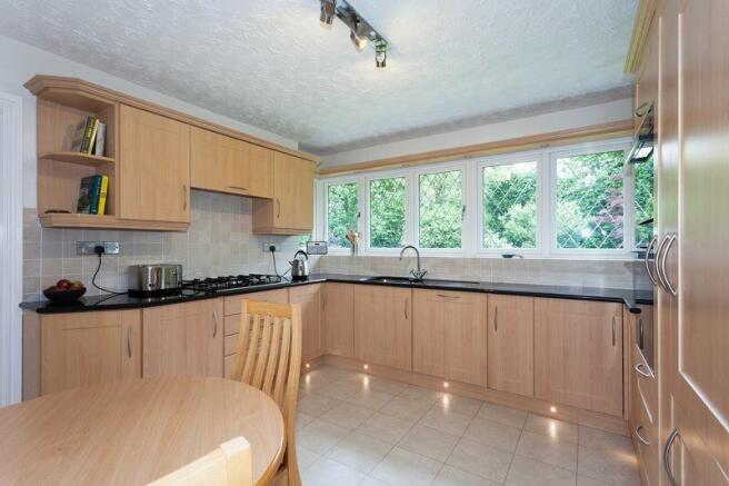 BREAKFAST KITCHEN