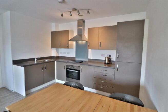 OPEN PLAN KITCHEN AND LIVING ROOM