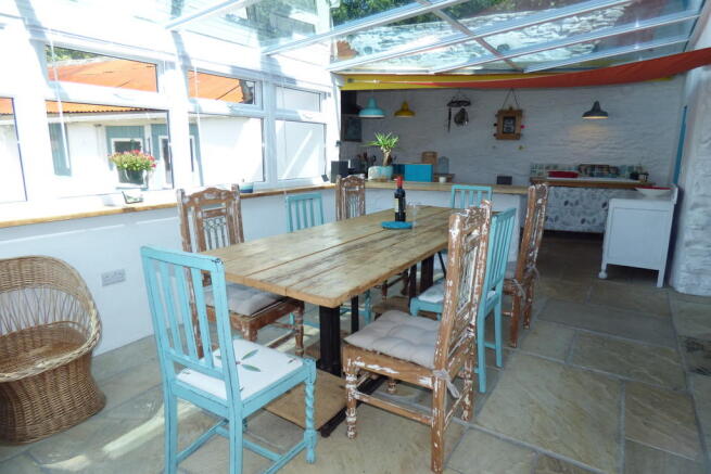 Diner/Kitchen