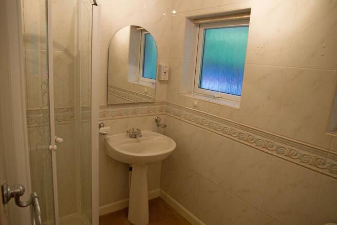 Master Bedroom  e...