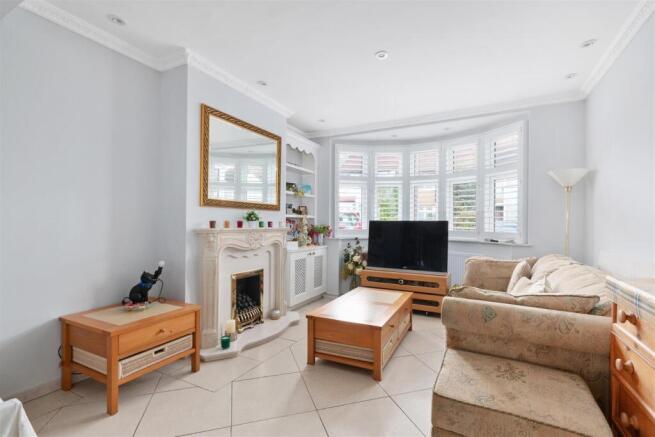 Hillfield Avenue