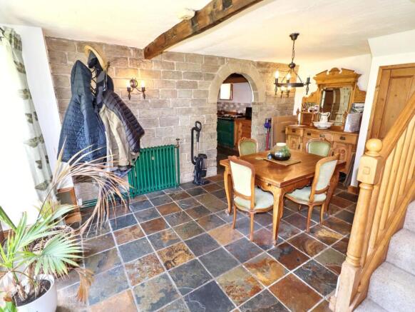 4 bed Detached for sale Image 6