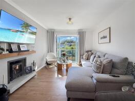 72, Applegarth Avenue, Newton Abbot TQ12 1RY