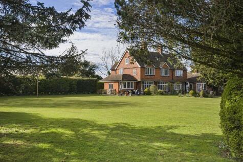 Old Hall Green, SG11