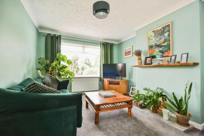 3 bed Semi-Detached for sale Image 5