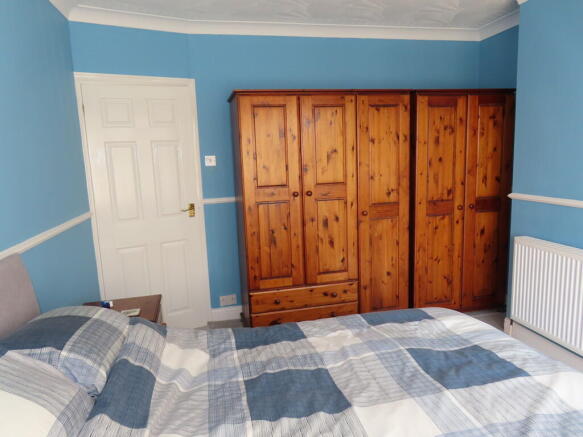 3 bed Semi-Detached for sale Image 12