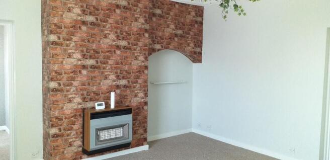 1 bed Apartment to rent Image 4