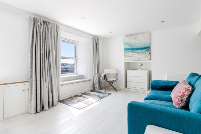 A03 - 13 South Town Dartmouth - 250617