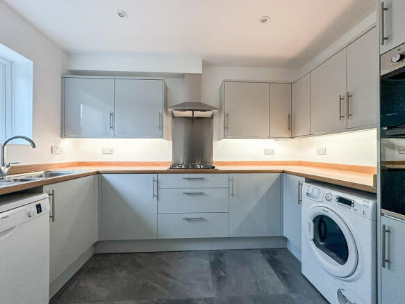 Kitchen (3)